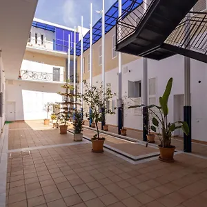 https://becas-alameda-duplex.es-andalucia.com